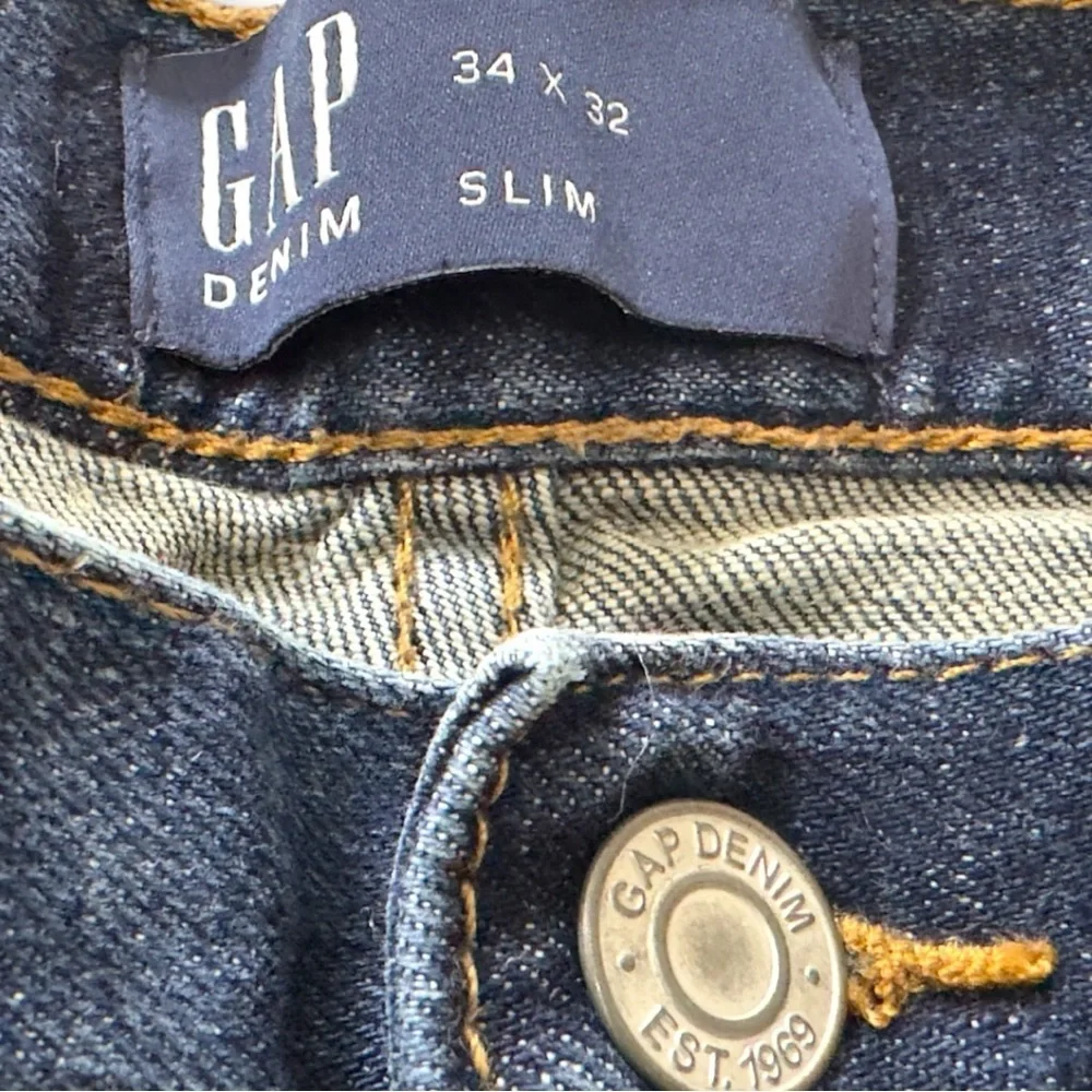 GAP | NWOT Bangladesh Men's Dark Blue Slim Straight-Leg Jeans (size 34x32)